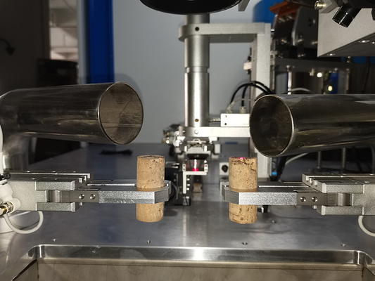 Mesin Cetak Laser CO2 Gabus Anggur Merah Untuk Sumbat Tutup Botol Kayu