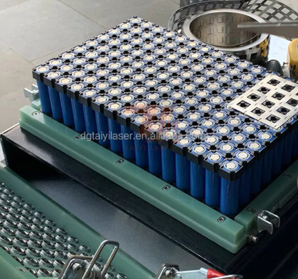 Otomatis Lithium Prismatic Battery Pack Laser Mesin Pengelasan Dengan gantry