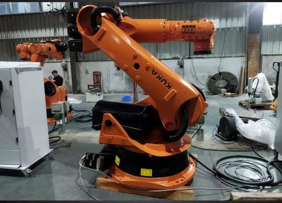 Mesin Pengelasan Laser Serat Piring Baja Rostless Dengan Lengan Robot Otomatis KUKA