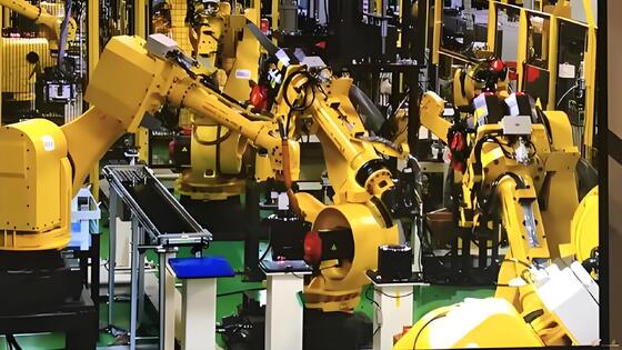 Robot pemotong laser tugas berat FANUC dengan sumber laser serat 6kW untuk pemotongan baja plat tebal dan pembuatan logam industri