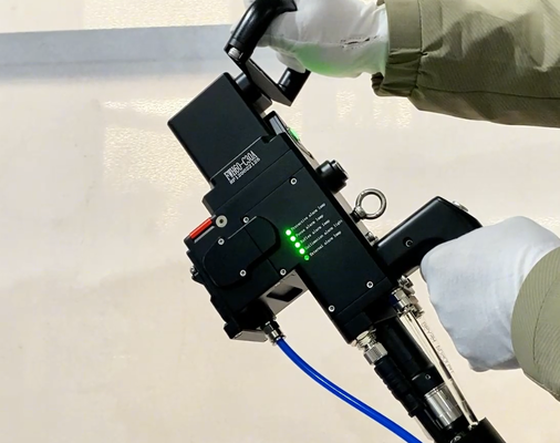 Mesin Pembersih Laser Fiber Genggam Gelombang Kontinu (CW) untuk Penghilangan Karat dan Cat